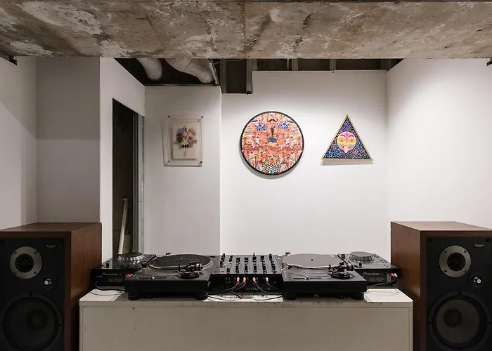 Artist Hotel - BnA HOTEL Koenji